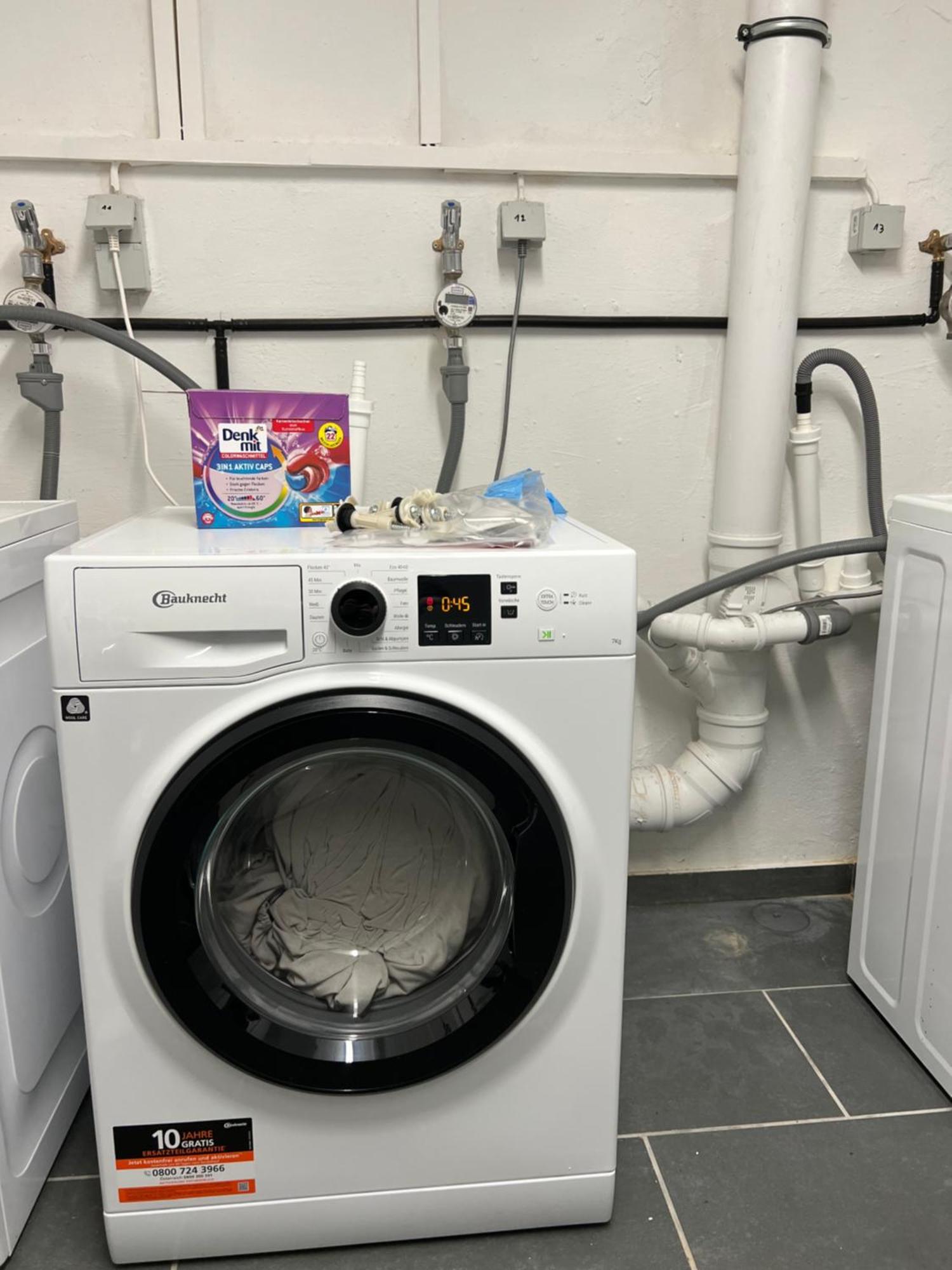 Moderne Wohnung Karlsruhe Neureut, Fussbodenheizung - Regendusche - Waschmaschine - Stellplatz Ngoại thất bức ảnh